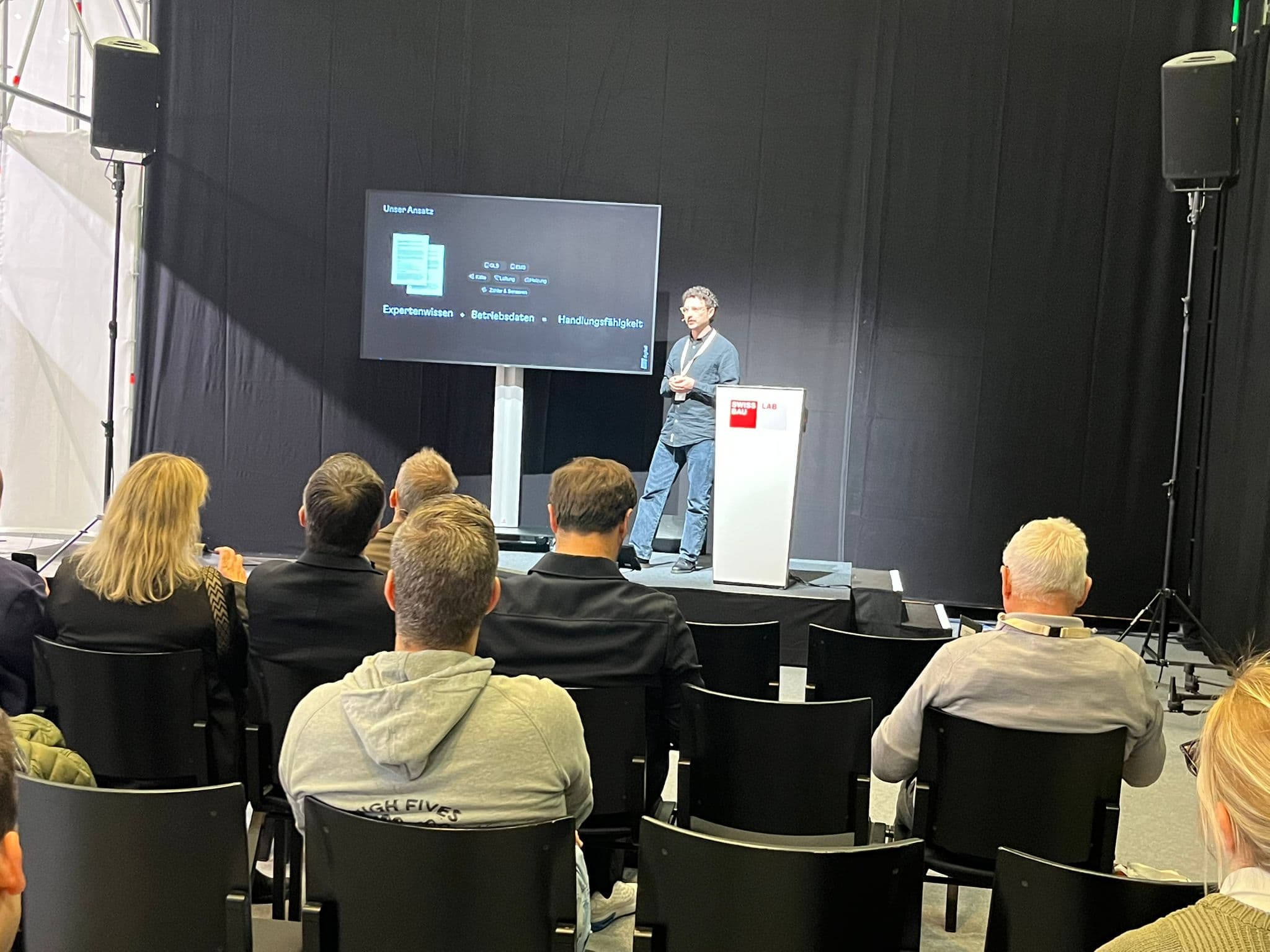 Gzim präsentiert am Speaker Corner